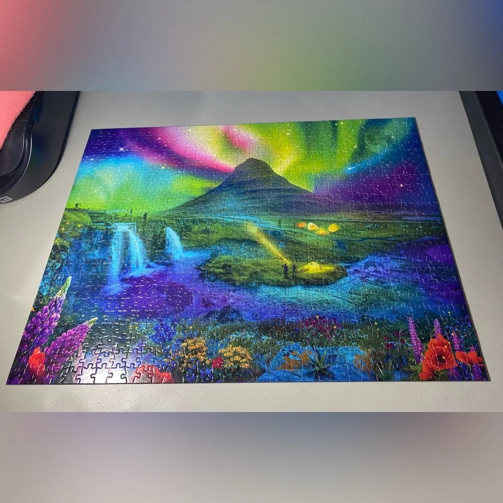 Stargazing Enchanted Aurora 750 Piece Puzzle